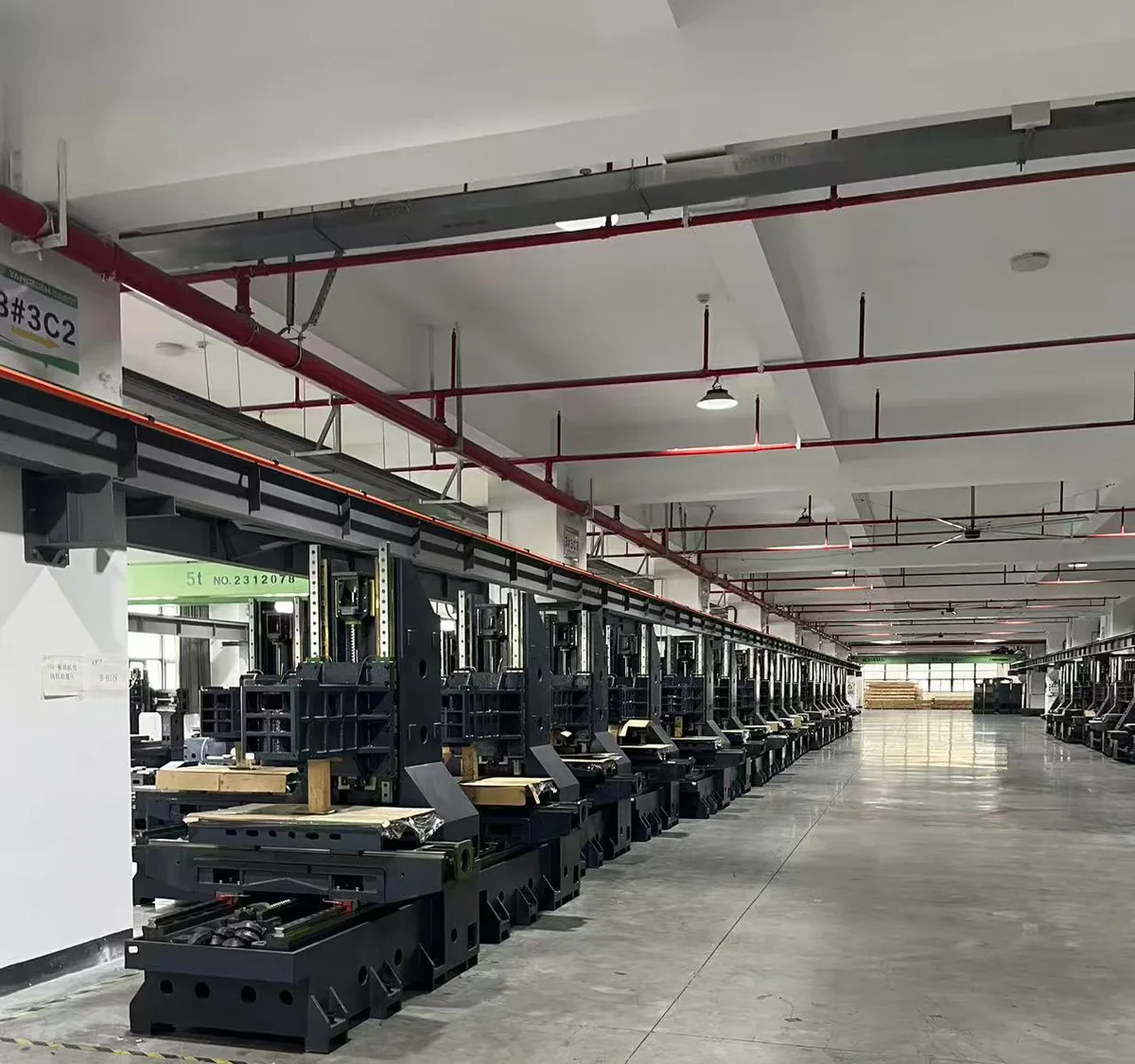 Heavy gantry machining center under construction